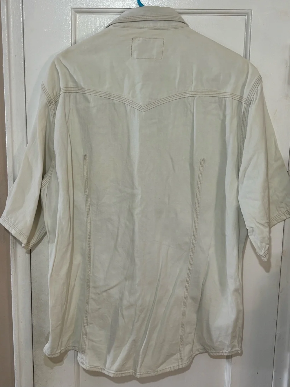 TRUE RELIGION JEAN SHIRT CREAMISH WHITE COLOR MENS SNAPP BUTTONS.